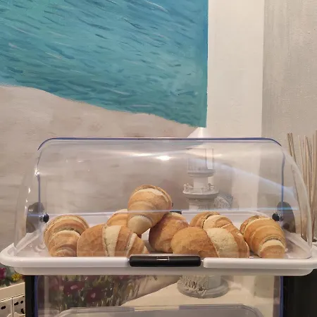 Acqua Azzurra 住宿加早餐酒店 *